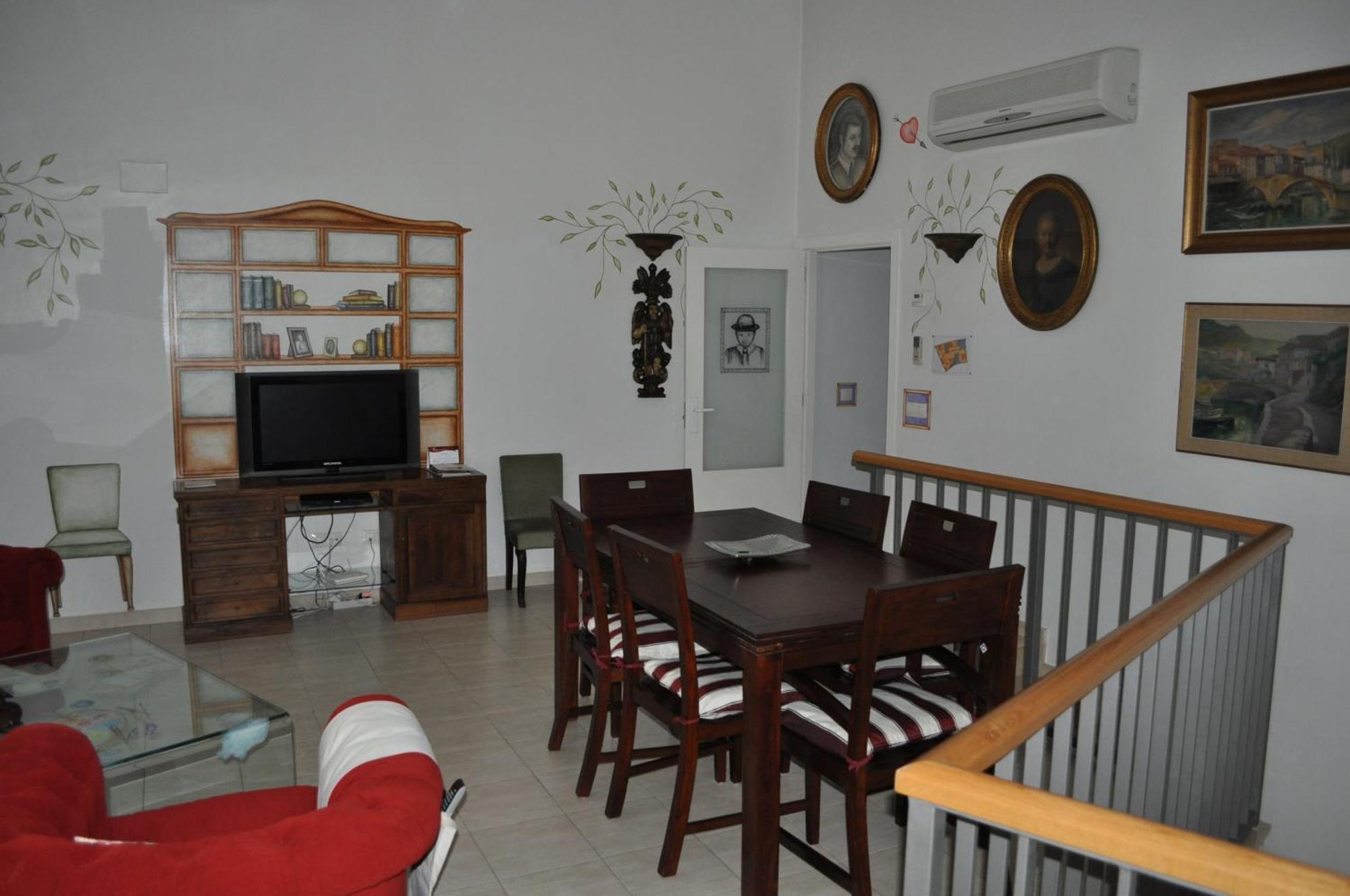 Apartamentos La Casa Pintada Caces Rum bild